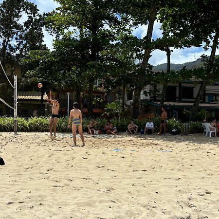 Condominio Com Muita Diversao Toninhas Убатуба Екстериор снимка